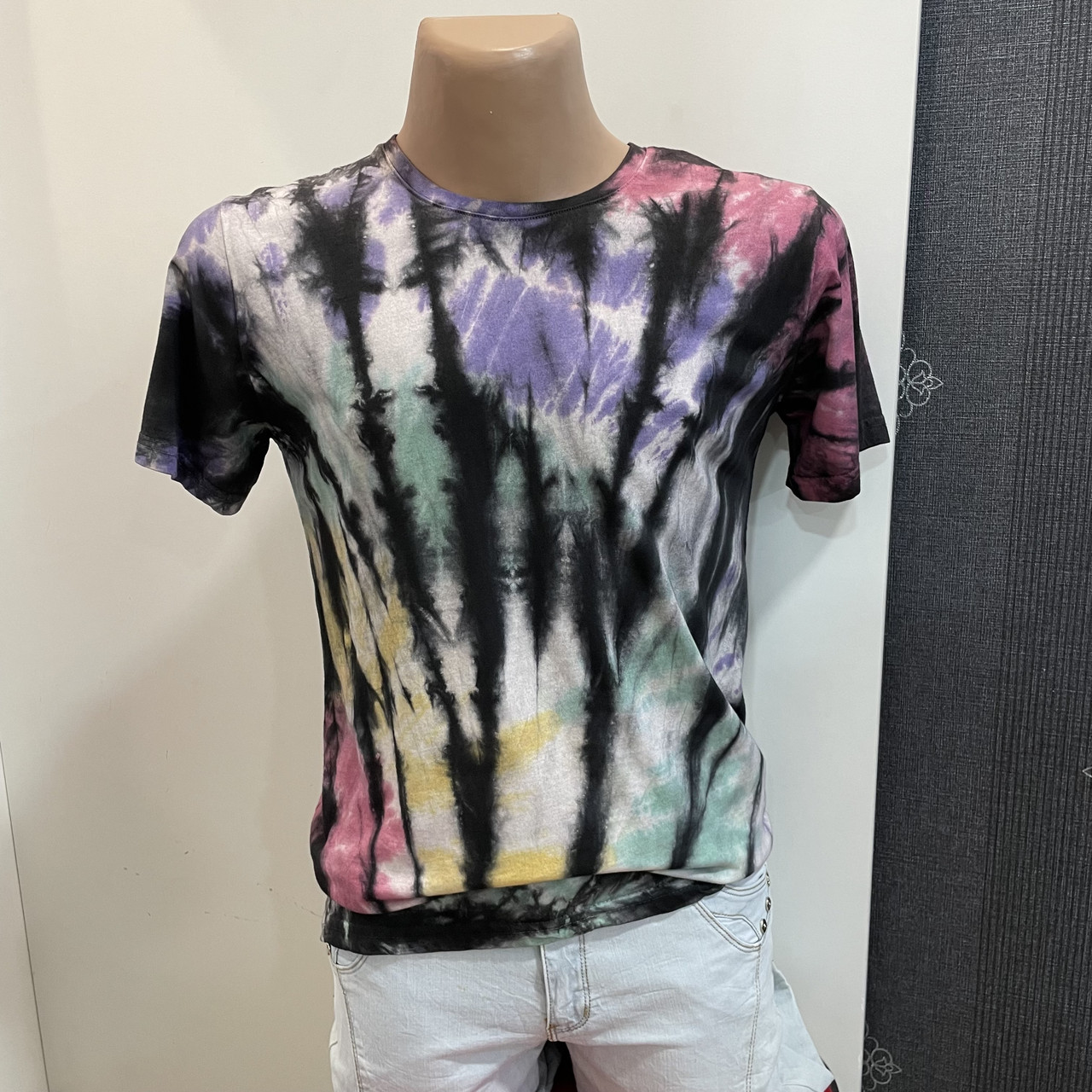 Чоловіча яскрава футболка, фото 1