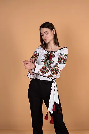 ΠΡΠ½ΠΎΡΠ° Π±ΡΠ»Π° Π²ΠΈΡΠΈΠ²Π°Π½ΠΊΠ° Π· Π±Π°Π³Π°ΡΠΎΠΊΠΎΠ»ΡΡΠ½ΠΎΡ Π²ΠΈΡΠΈΠ²ΠΊΠΎΡ Ρ
ΡΠ΅ΡΡΠΈΠΊΠΎΠΌ ΡΠ° ΠΏΠΎΡΡΠΎΠΌ Π· ΠΊΠΈΡΠΈΡΡΠΌΠΈ, ΡΠΎΡΠΎ 2