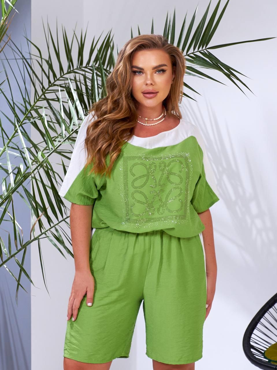 Жіночий літній костюм льон жатка великого розміру plussize 48-58 шорти і вільна футболка декорована камінням