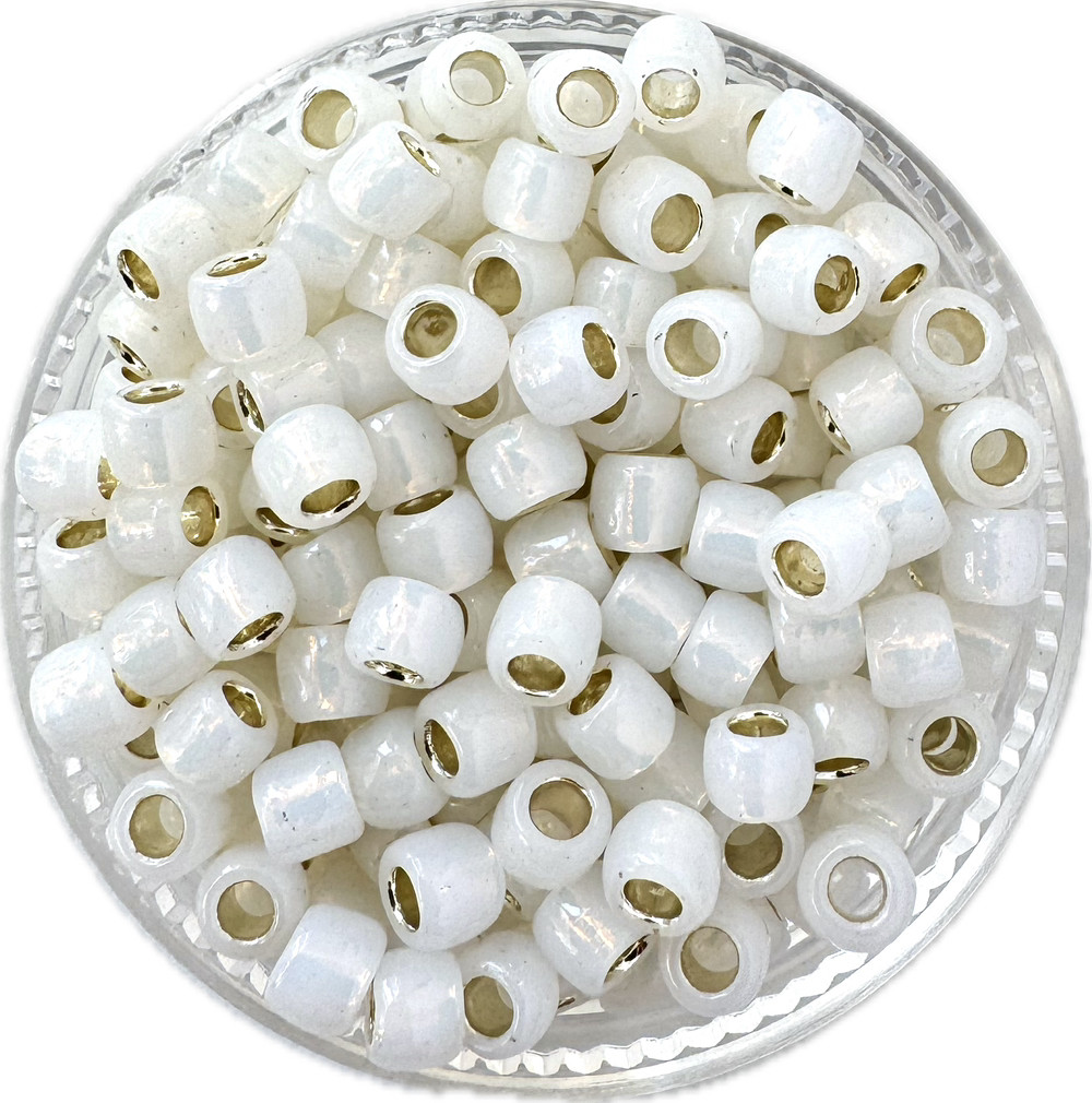 Бісер круглий TOHO TR-06-2100