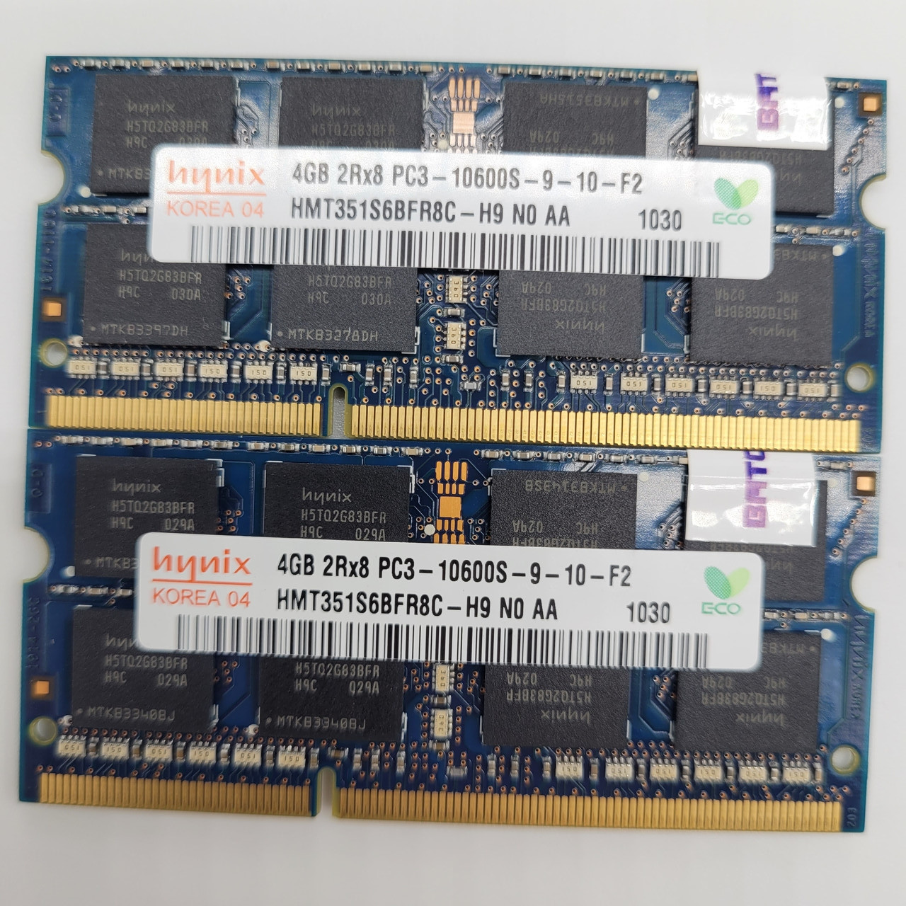 Пара оперативної пам'яті для ноутбука Hynix DDR3 8Gb (2x4Gb) 1333MHz PC3-10600S 2R8 CL9 (HMT351S6BFR8C-H9 N0 AA) Б/В