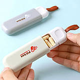 Кишенькова таблетниця, міні органайзер на 3 комірки Medicine, бежевий, фото 5