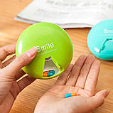 Кругла кишенькова таблетниця на 7 днів Smile Box, рожева, фото 3