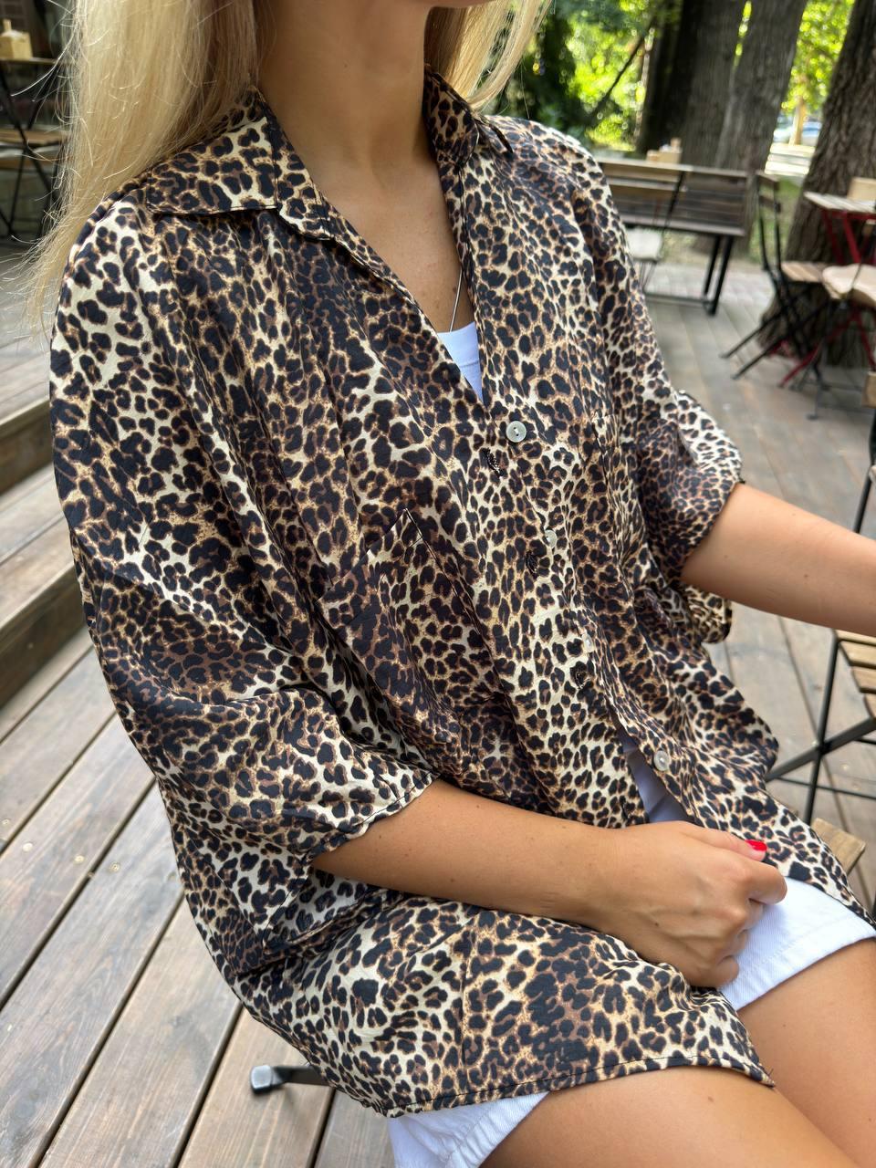 Жіноча вільна сорочка в леопардовий принт (р. 42-46) 14131070, фото 1