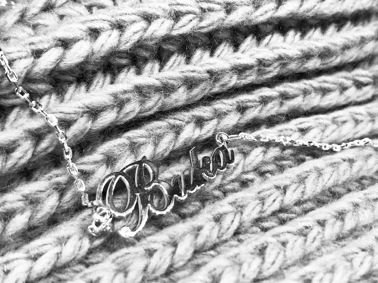 Срібне кольє з ім'ям Віка / ланцюжок з ім'ям Віка / срібна підвіска з ім'ям Віка