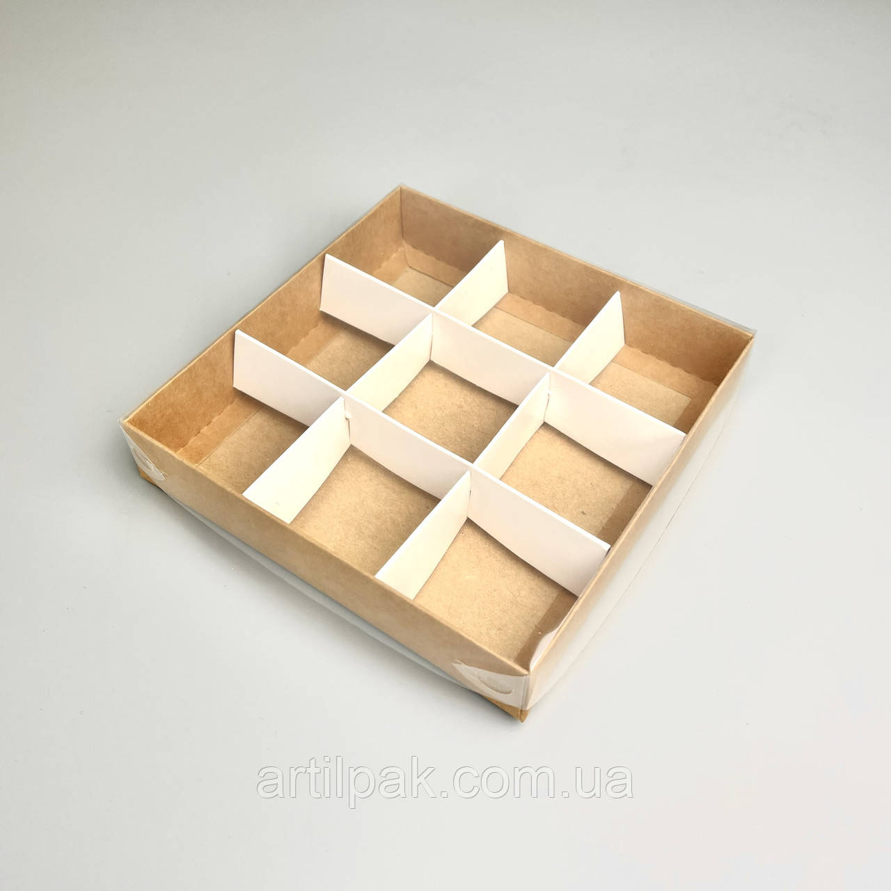 Коробка 150*150*30 на 9 цукерок крафт з кришкою ПВХ