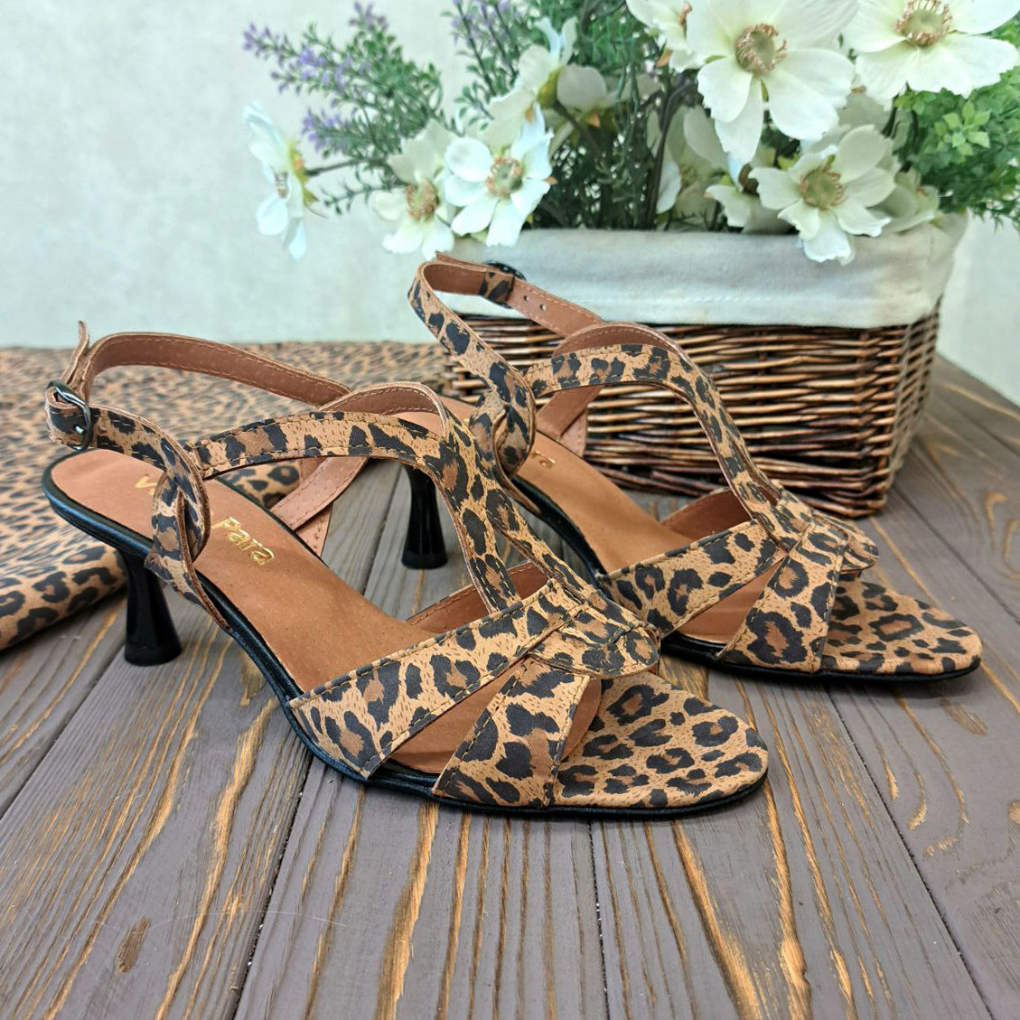 Босоніжки жіночі на маленькій шпильці. Натуральна шкіра рудий леопард. 37 розмір, фото 1