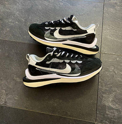 Кросівки чоловічі Sacai Nike Vaporwaffle White Black Найк Сакаї Вейпервафл чорно білі замша текстиль літні, фото 1