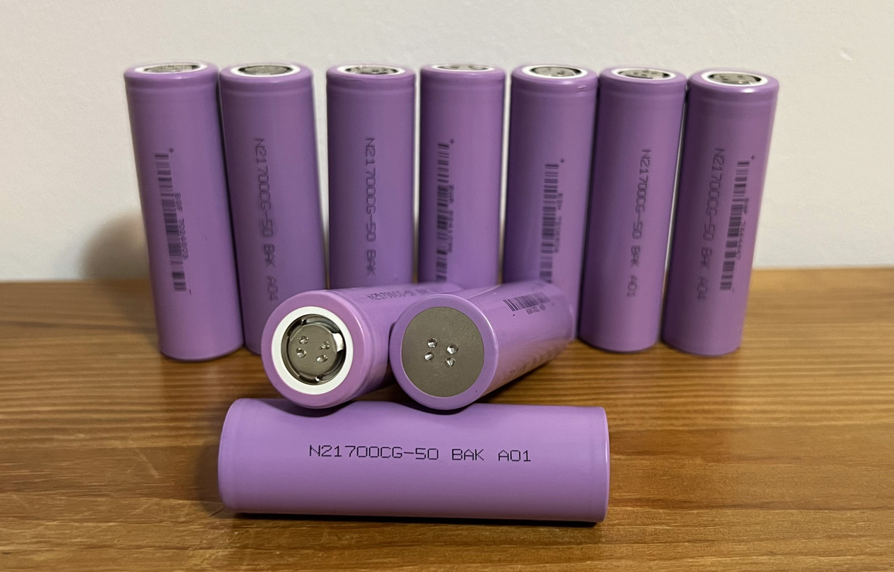 Акумулятор 21700 BAK N21700CG-50 5000mah 3.6V 10.2A
