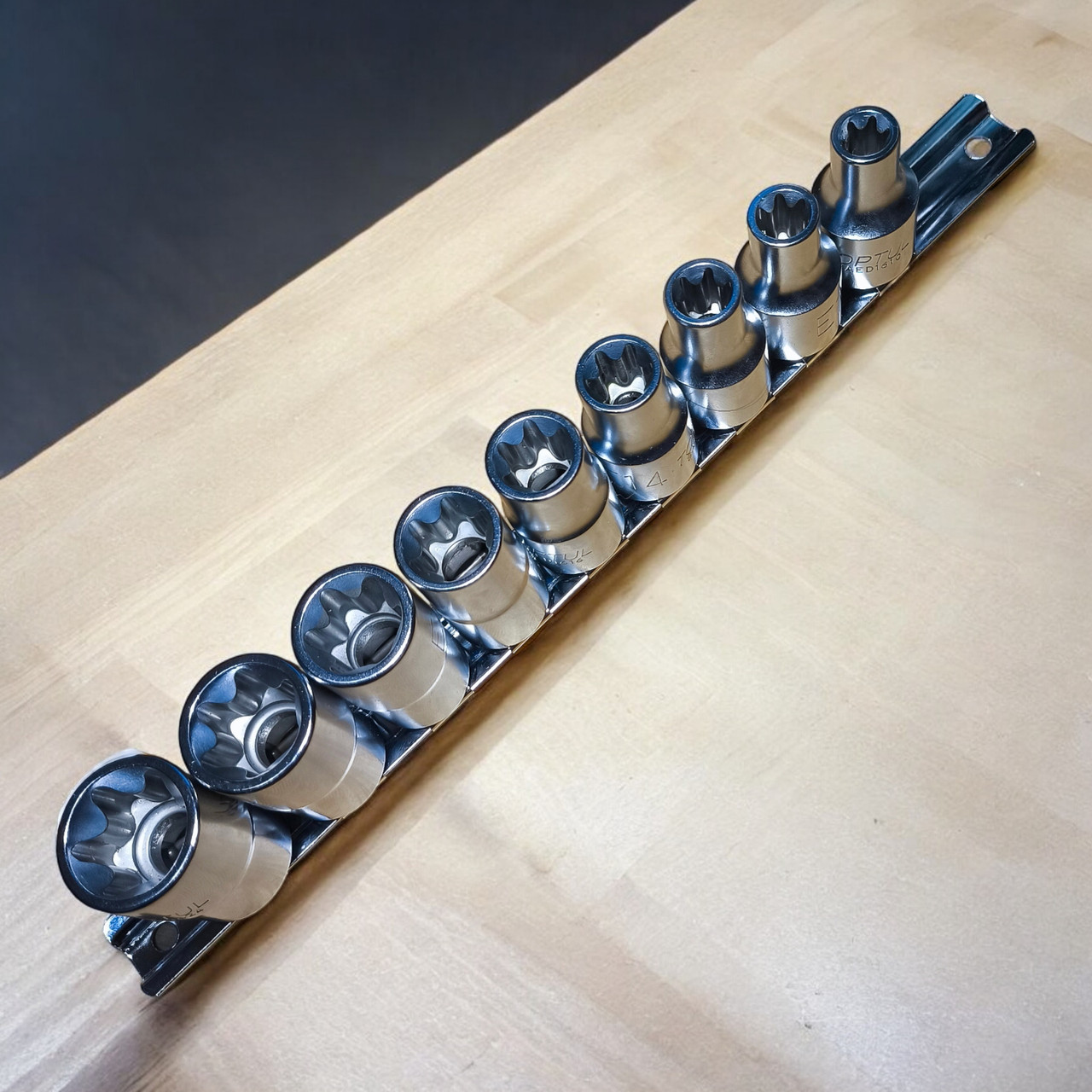 Набір головок TORX 1/2" E10-E24 9 од. (зірка 51) GAAG0901 TOPTUL