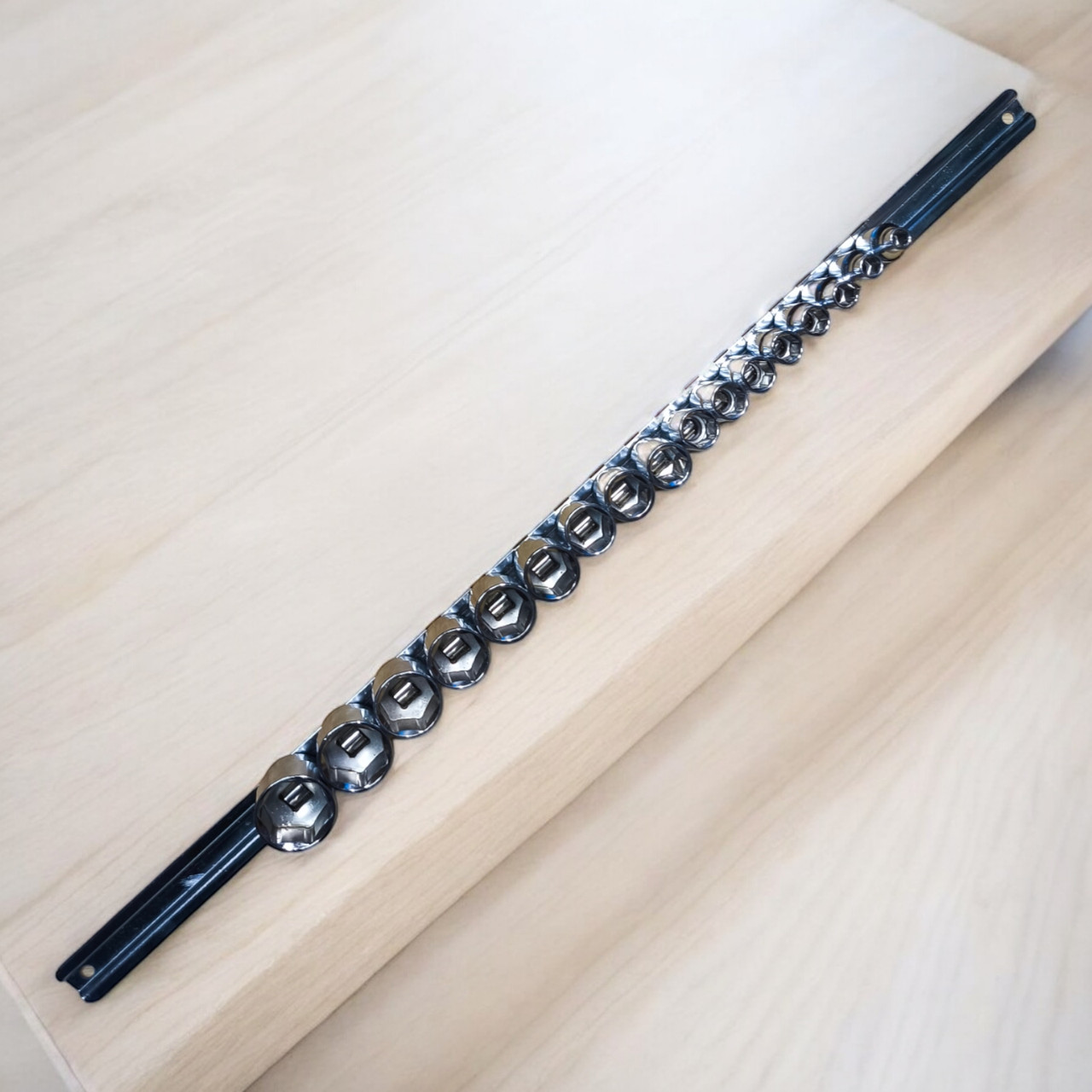 Набір головок на планці 17 од. 3/8" 6-19, 21,22,24 мм GAAQ1203U TOPTUL, фото 1