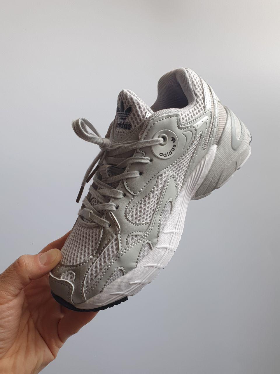 Жіночі спортивні кросівки Adidas ASTIR Grey (сірі) стильні повсякденні кроси 360 Адідас vkross