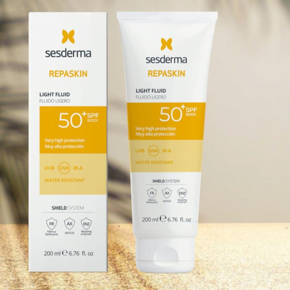 Сонцезахисний флюїд для тіла Sesderma Repaskin Light Fluid Body Sunscreen SPF50 200 мл