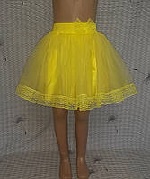 Дитяча жовта спідничка в два шари фатину з мереживом, розмір 104