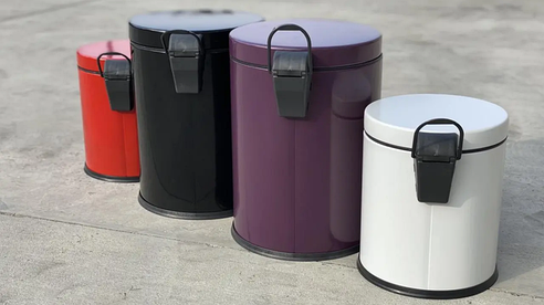 Попільнички і сміттєві відра з нержавіючої сталі