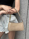 Жіноча бежева сумка через плече багет рептилія, фото 6