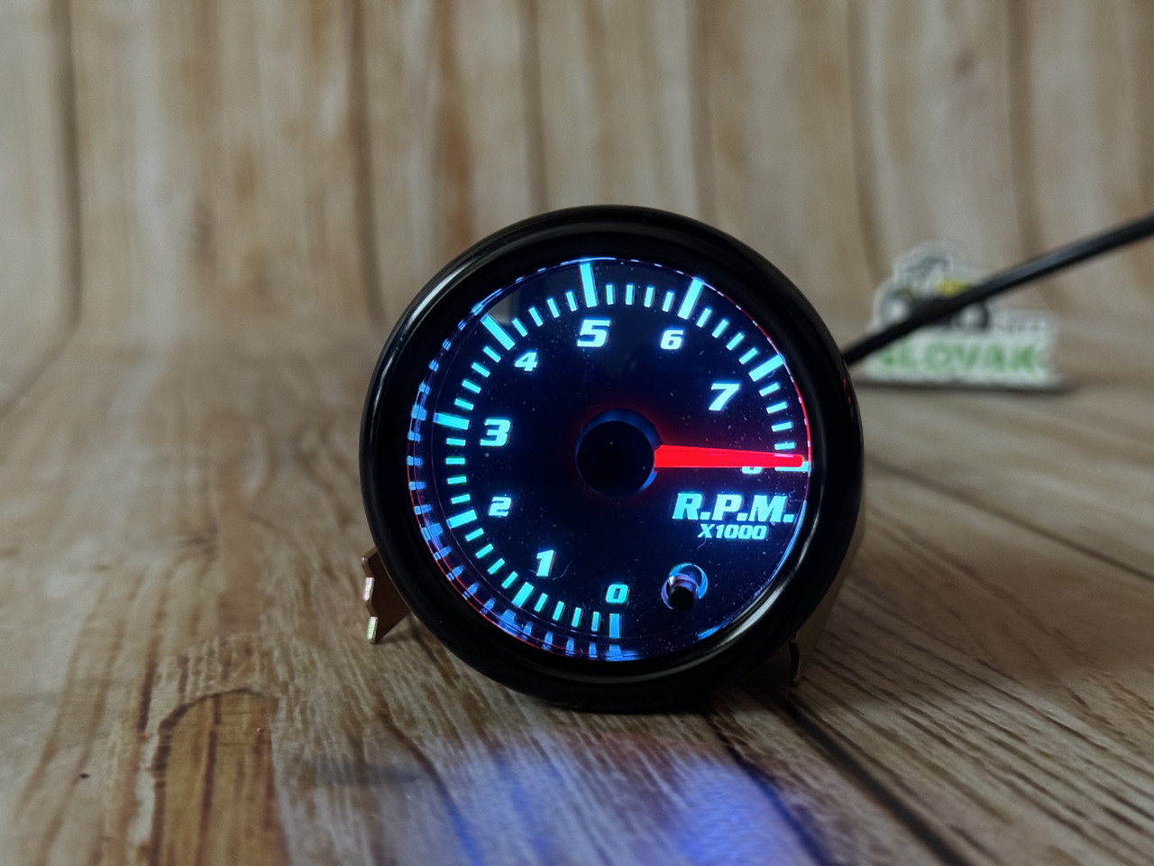 Автомобільний стрілочний тахометр з LED підсвіткою  1819 Ø52мм автомобільний датчик (Чорний корпус), фото 1