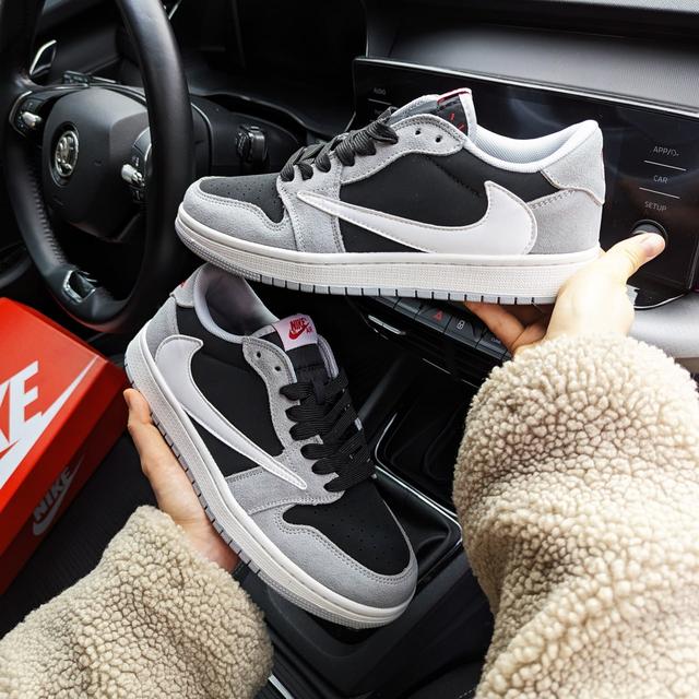 Nike Jordan 1 Retro 