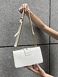 Жіноча сумка рептилія крос-боді з пташками біла, фото 4