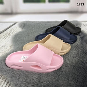 Шльопанці та в'єтнамки дитячі