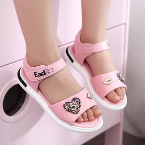 Босоніжки і сандалі дитячі