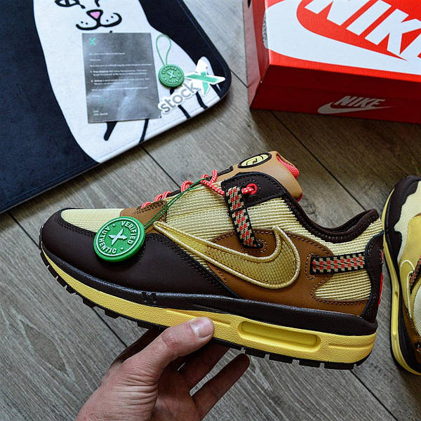 Nike air 1 travis scott hot sale