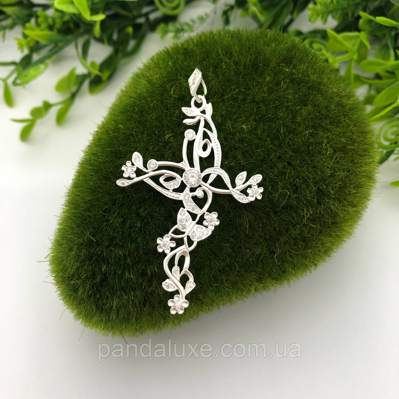 Хрест жіночий срібний кулон з фіанітами Едем