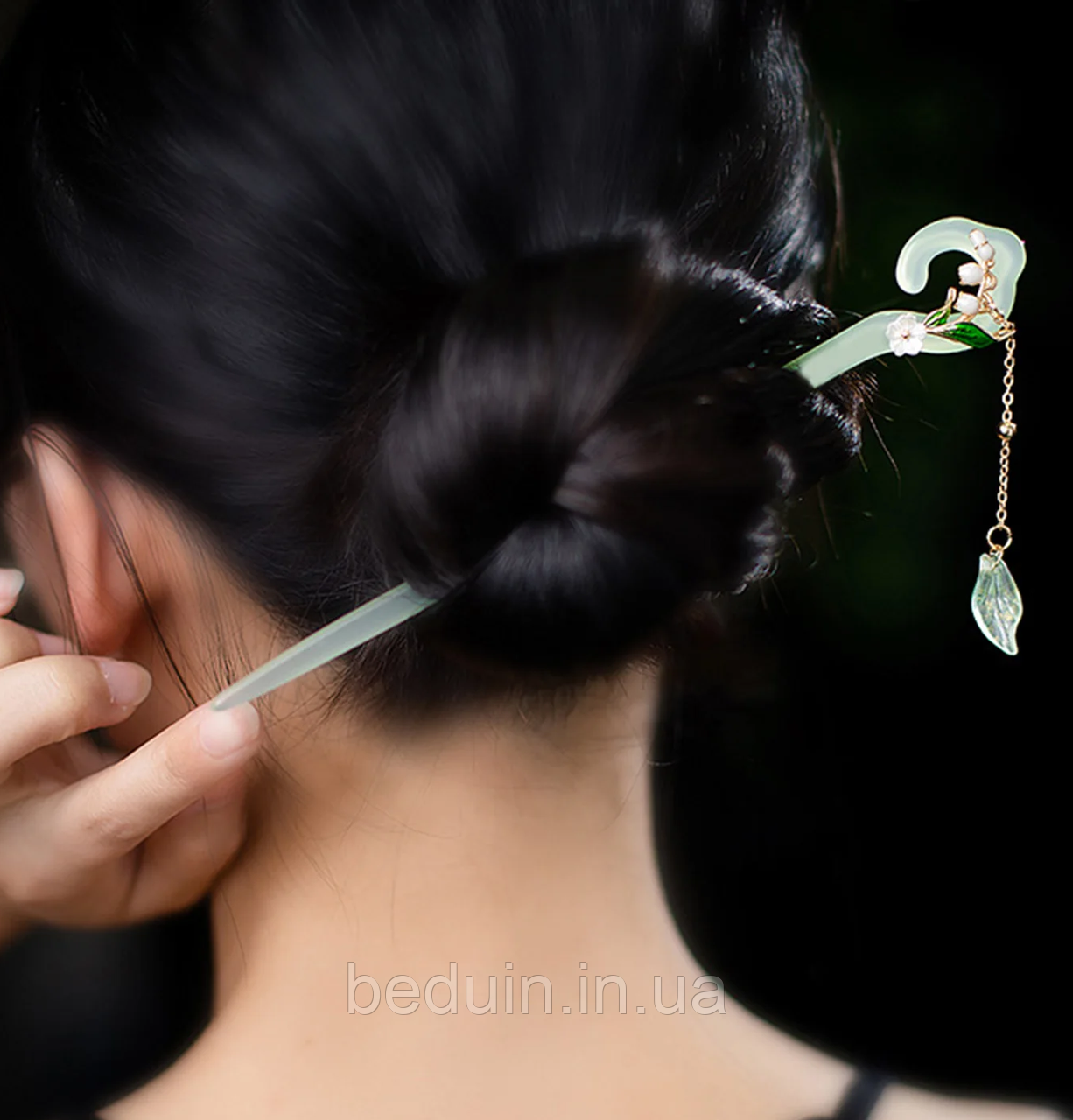 Японська зелена паличка в пучок "Ландиш" шпилька для волосся, шпилька — Aushal Jewellery
