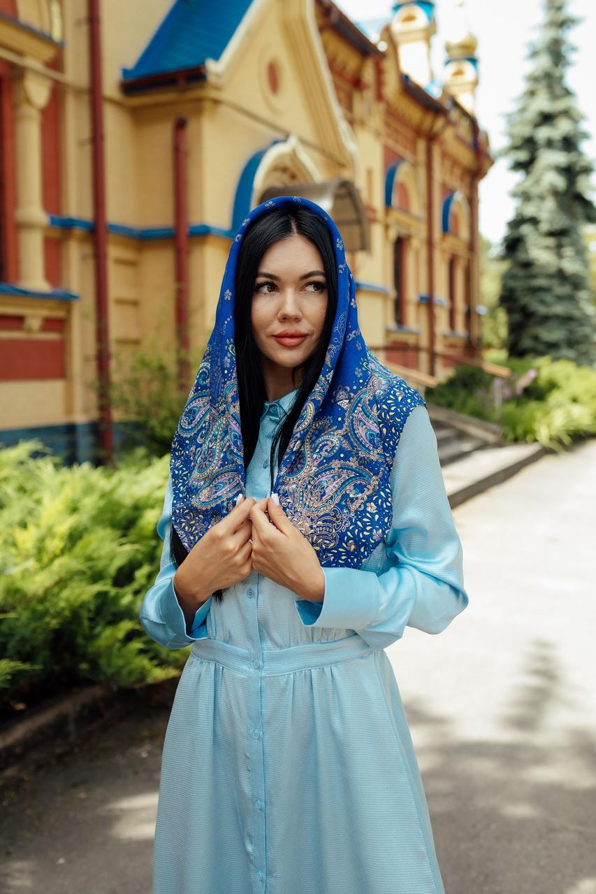 Православна красива хустка жіноча в церкву LEONORA синя з окантовкою візерунку