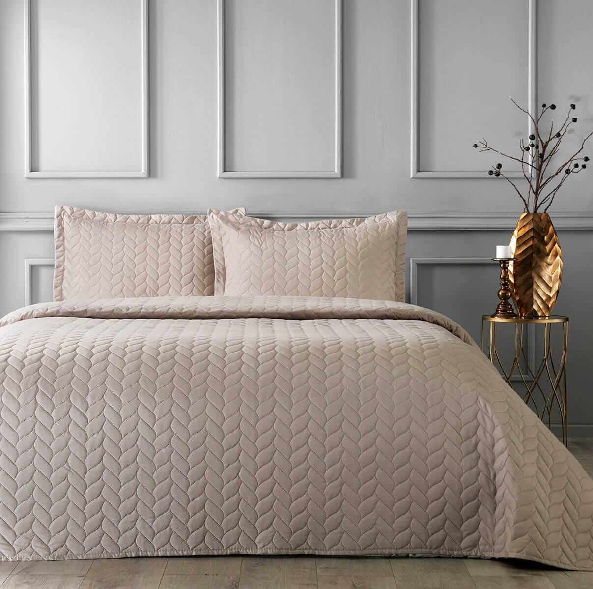 Стьобане покривало TAC Glory Camel 250×260см + дві наволочки 50×70см, фото 1