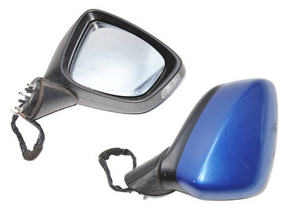 Зеркало правое электрическое 8 пинов -15 дефект MAZDA CX -5 12-17