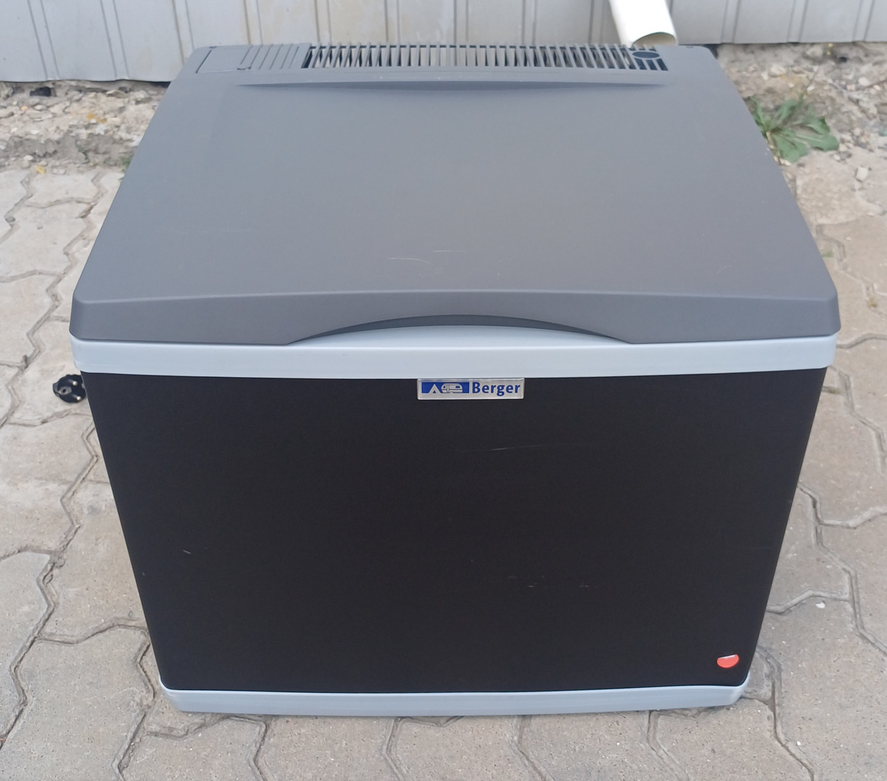 Автохолодильник BERGER Cool Box K40 12 В 24 В 230 В компресорний 40 л