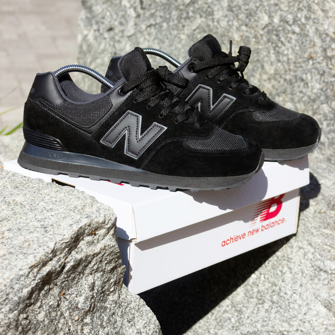 Чоловічі Кросівки New Balance 574 повністю чорні, фото 1