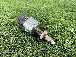 Концевик педалі гальма KIA Sorento BL 2.5 CRDI 2005 (б/у)