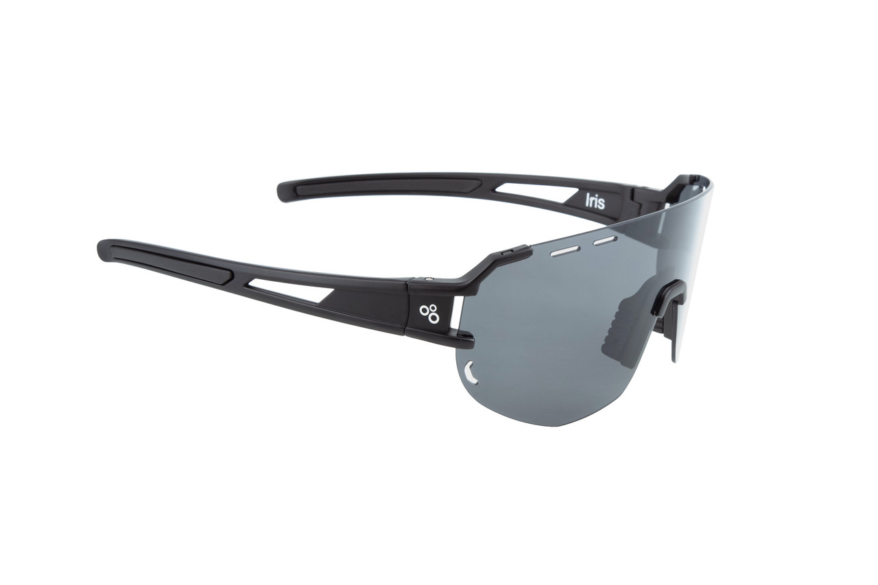 Окуляри ONRIDE CL Iris, чорні з лінзами димчасті (17%) у м'якому чохлі