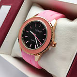 Рожевий жіночий наручний годинник Sbao із золотим корпусом і чорним циферблатом, на силеконовому ремінці, код - 2431, фото 2