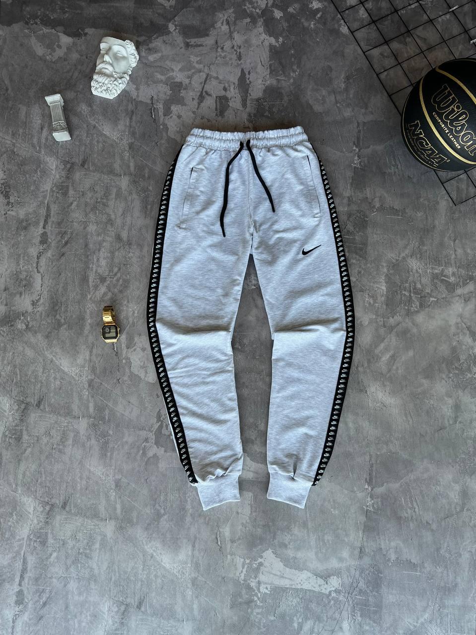 Чоловічі спортивні штани Nike M1995 сірі, фото 1