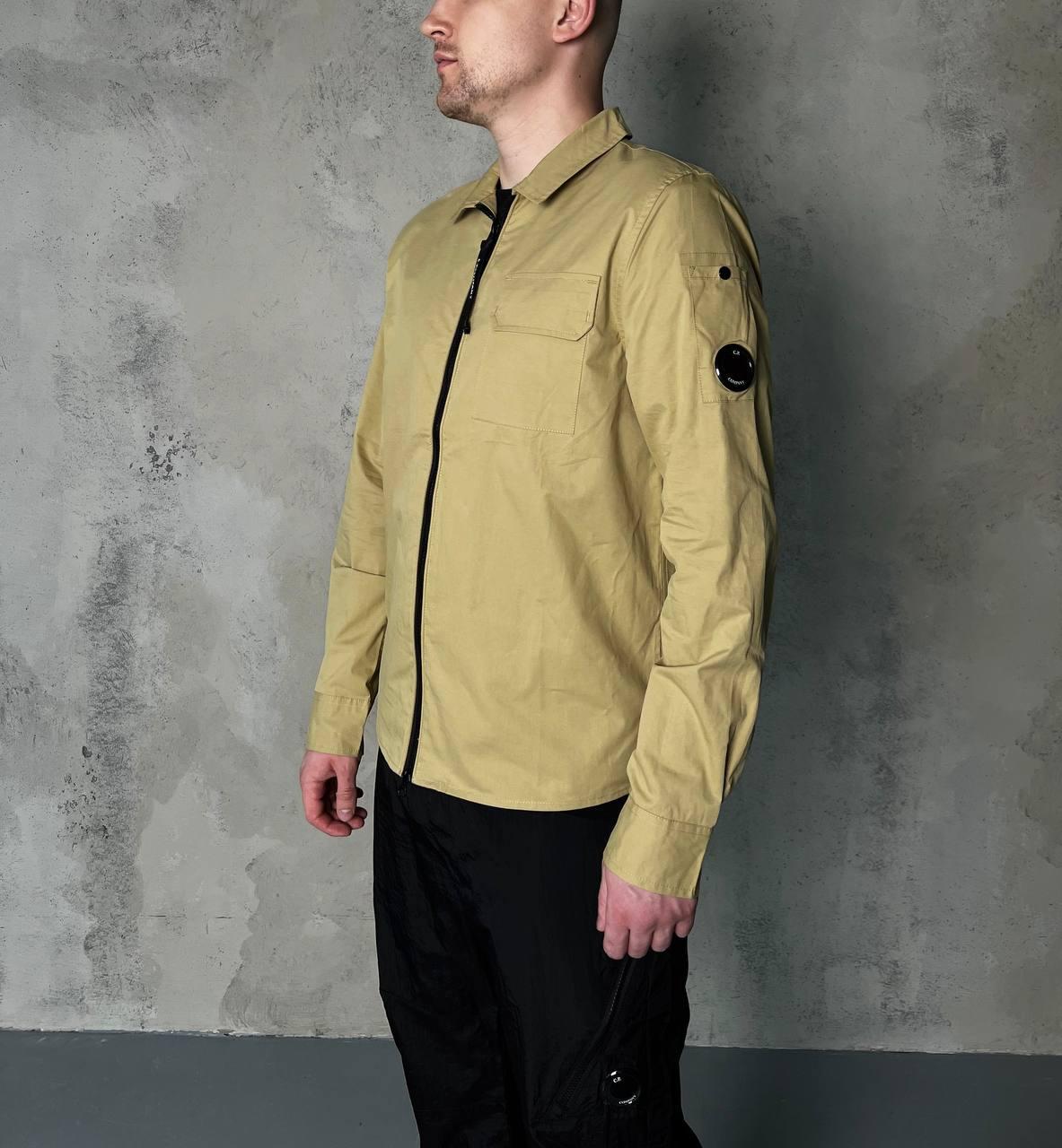 Чоловіча сорочка C.P. Company Gabardine Zipped бежева Овершот С.П. Компані бавовняний, фото 1