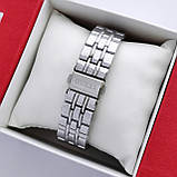Жіночий наручний годинник Guess (Гес) сріблясті з чорним циферблатом, римські цифри, дата - код 2456а, фото 5