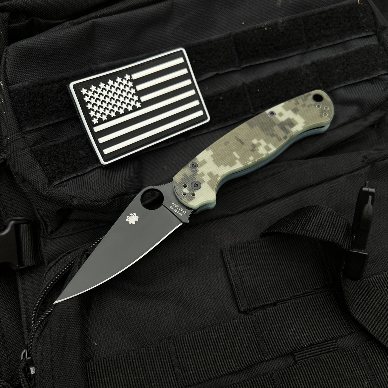 Ніж складний Spyderco Para-Military 2 Camo Black, фото 1