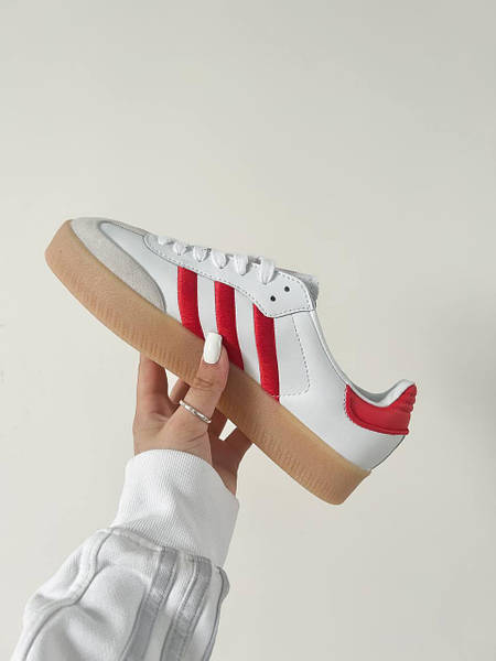 Adidas amorti 2025