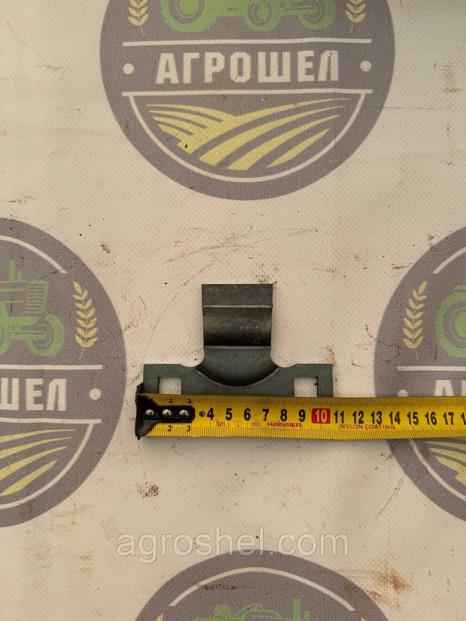 Притискання ножа ріжучого апарату (коси) Р230.00.003 комбайна Нива СК-5М