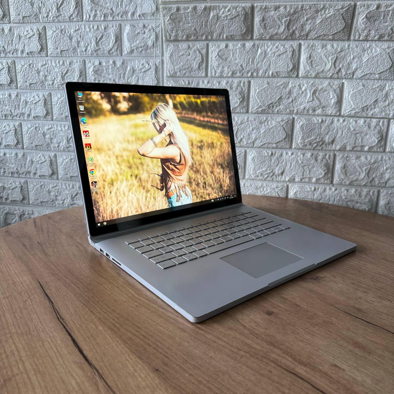 GTX1060搭載 Surface Book 2 i7-8650U 512GB Ноутбук 15.6