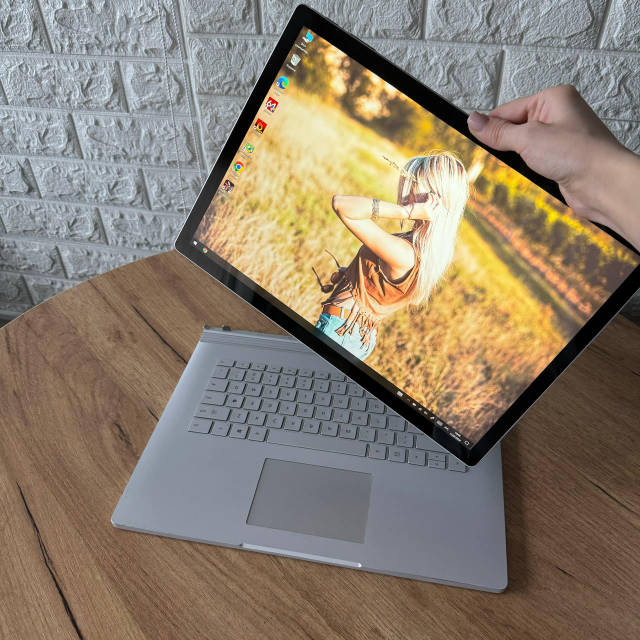 Microsoft - SurfaceBook2 15インチ　i7 16 256 GTX1060 マイクロソフト、「Surface Book 2」15型モデルを4/6発売 - 価格.com