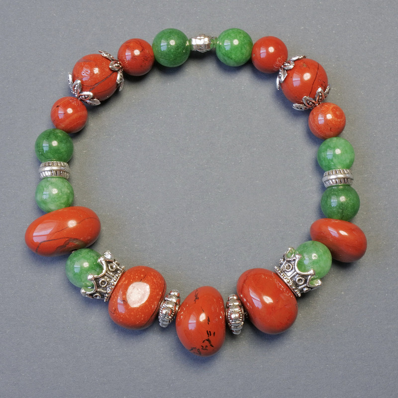 Браслет Червона Яшма-гладка кулька d-10 мм+- d-8 мм +- галтівка d-15х11мм+-Хризапт гладка кулька d-8 мм+-L-18см, фото 1