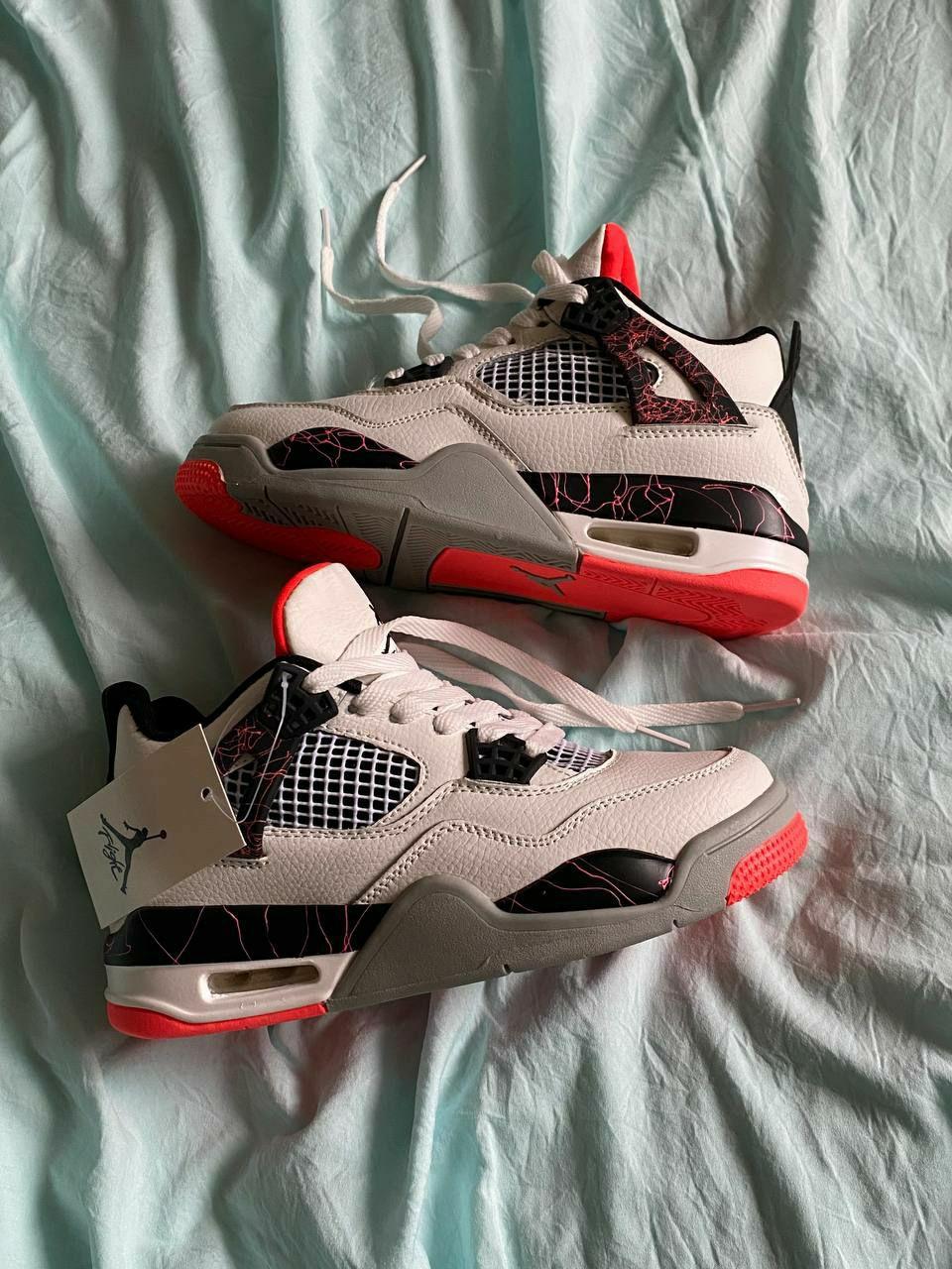 Кросівки чоловічі білі Jordan 4 Retro "Fight Nostalgia" (05838), фото 1