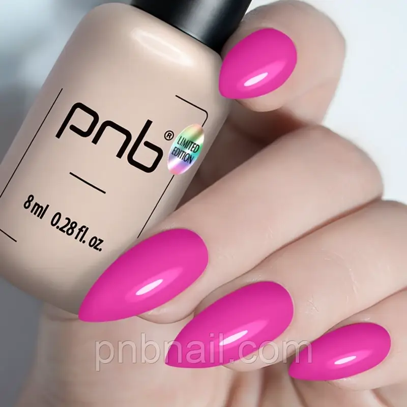 Camouflage Base PNB,  Runway Rebel / колекцію  “Fashionista” / 8 ml