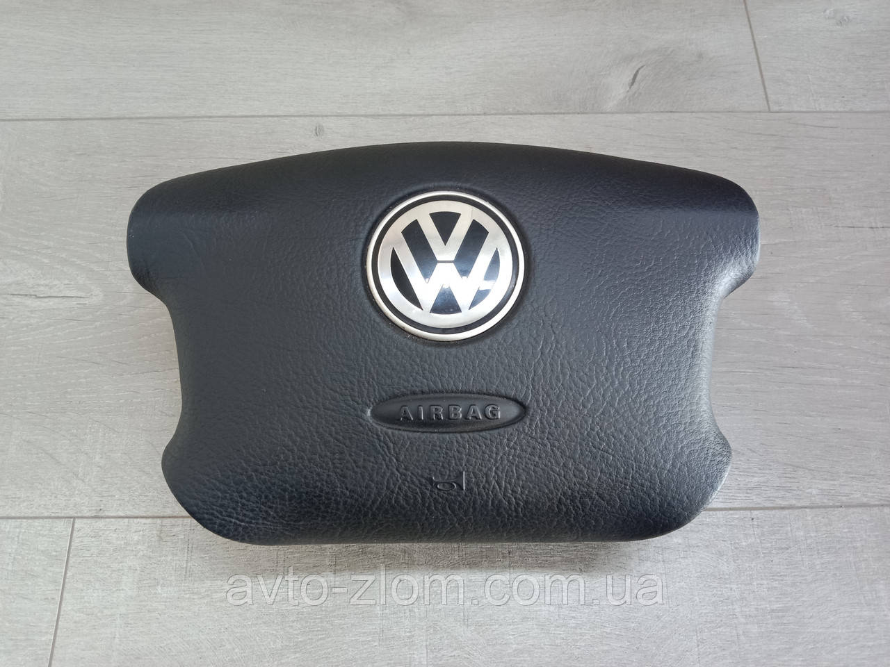 Airbag, подушка безпеки у кермо Volkswagen Golf 4, Passat B5, Гольф 4, Пасат Б5. 3B0880201AM.