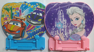 Підставка для книг пластм. 029-16 "Машина-Хол,серд"