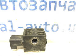 Датчик удару (airbag) Hyundai Santa Fe CM 2.7 БЕНЗИН G6EA 2005 (б/у)